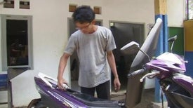 Indonesian Man Gets Around Town in Trash-Powered Scooter