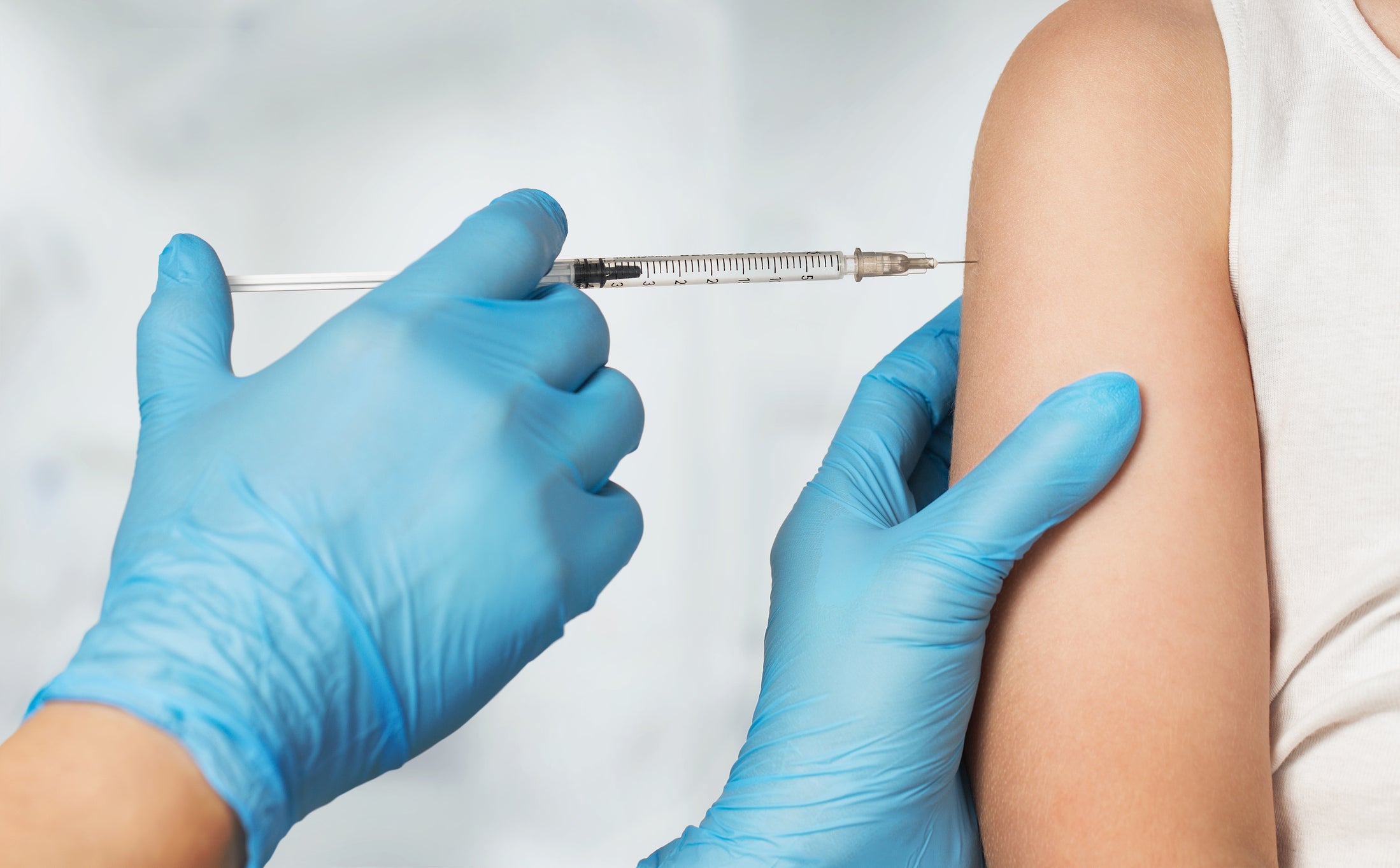 Flu Vaccine Selections Suggest This Year's Shot May Be Off the Mark -  Scientific American