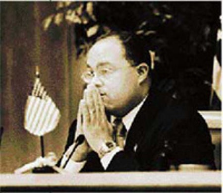 COMMUNICATIONS CZAR