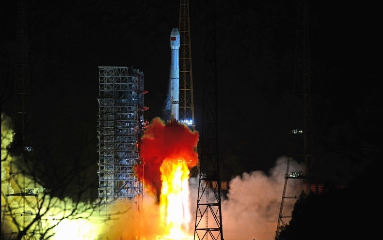 With First-Ever Landing on Moon's Farside, China Enters 