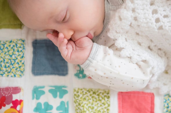 Thumb-Sucking, Nail-Biting Kids May Have Lower Allergy Risk