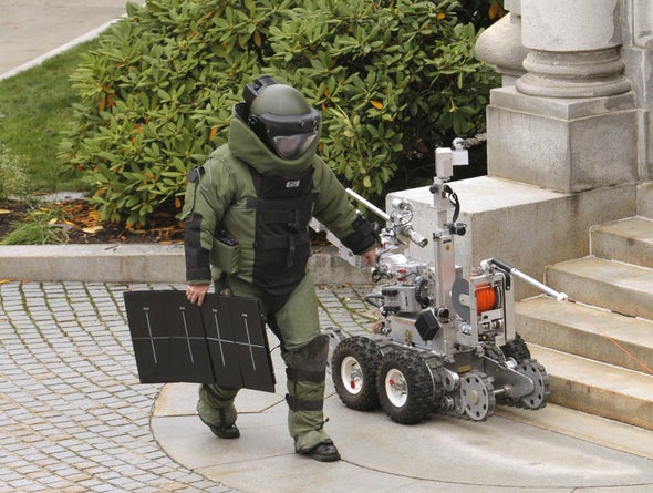 How Do Bomb Squads Assess a Suspicious Package?