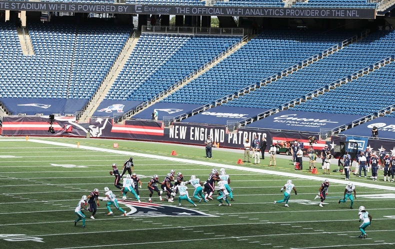 NFL opens to full stadiums as COVID-19 surges