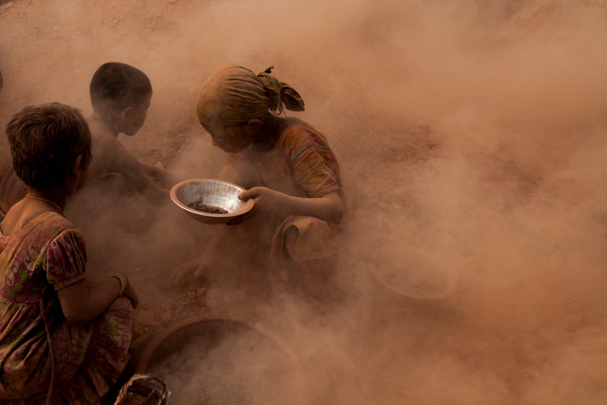 How Poverty Affects the Brain