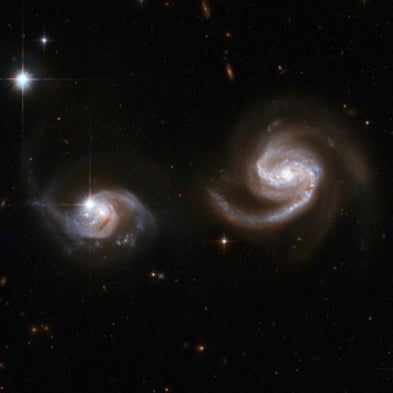 Distant Galaxies Confirm Dark Energy's Existence and Universe's Flatness