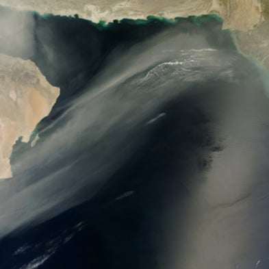 Spectacular Plumes of Dust Reach across the World [Slide Show]