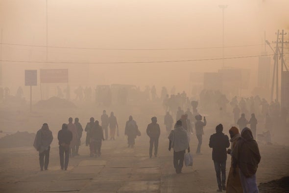 A Global Profile of Air Pollution, on the Frontlines of the Ebola Epidemic and Other New Science Books