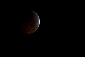 What to Expect for Friday's Record-Breaking Lunar Eclipse