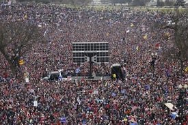 The 'Shared Psychosis' of Donald Trump and His Loyalists