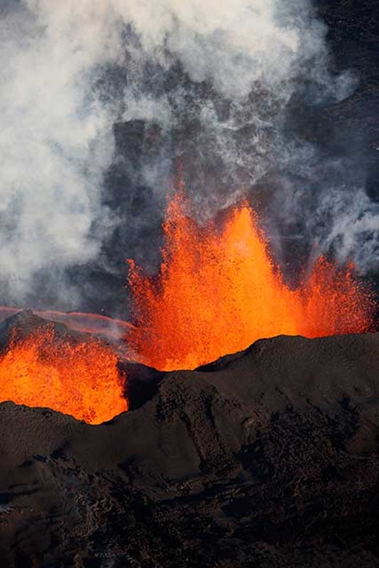 Volcanic Rock Hints at Source of Earth's Water