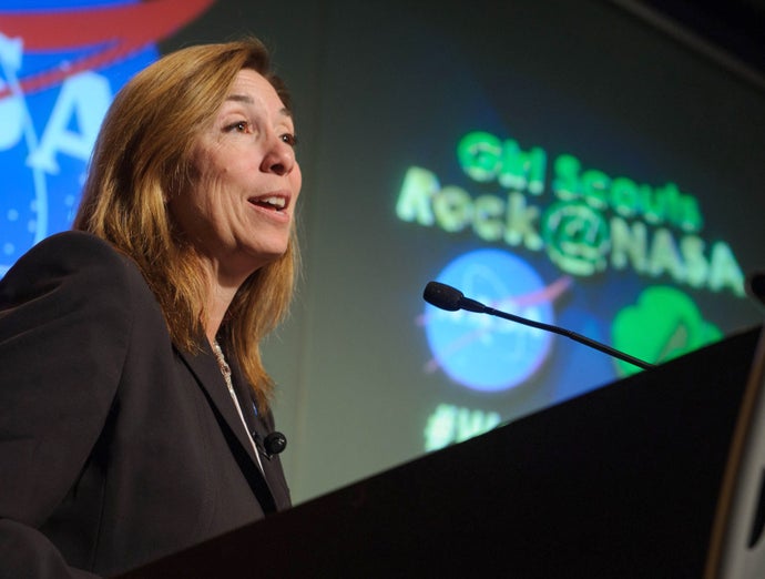 The ‘Program Is Precarious’: Lori Garver on NASA’s Artemis I Moonshot