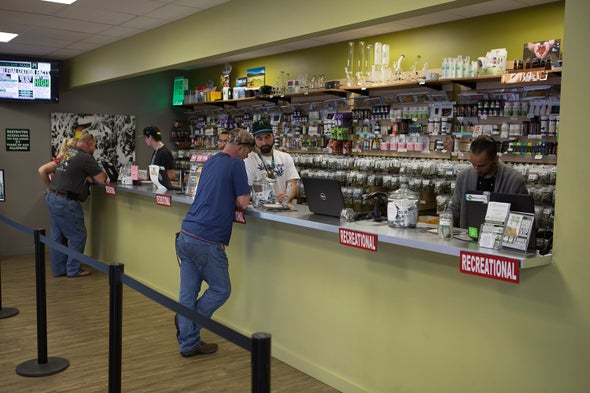 Colorado's Teen Marijuana Usage Dips after Legalization