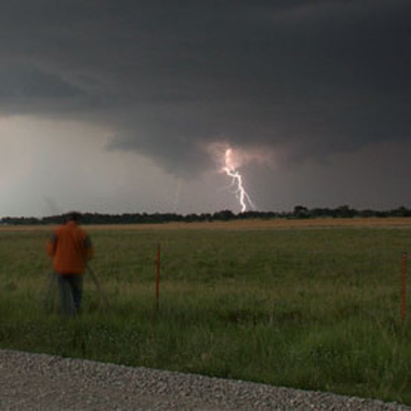tornado warning times may get longer by pinpointing lightning