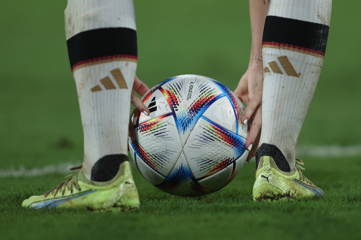 Men's World Cup Soccer Ball, the Al Rihla, Has the Aerodynamics of a  Champion | Scientific American