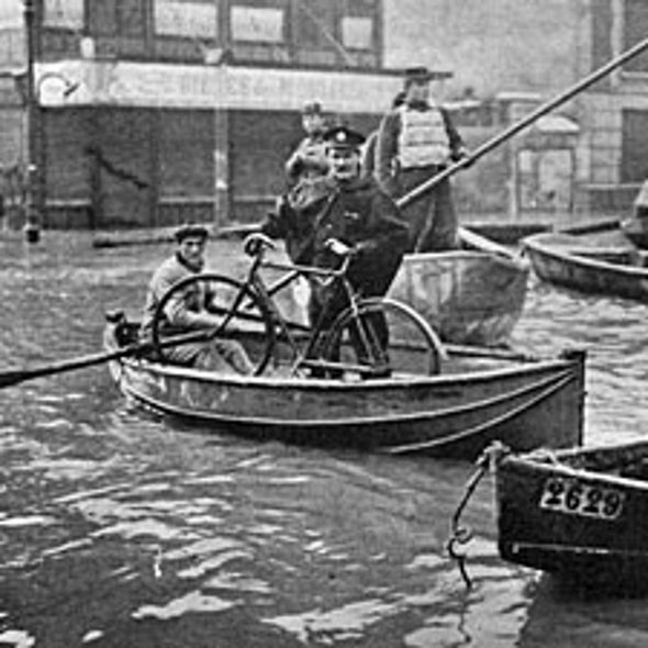 100 Years Ago: The Flooding of Paris - Scientific American