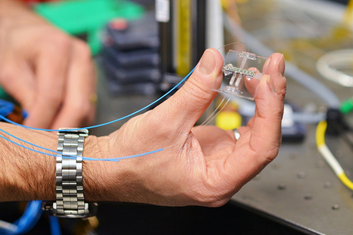 A Tiny Detection Chip Could Find Methane Leaks Autonomously ...
