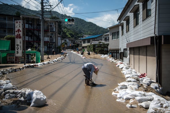 Searing Summer Heat Follows Killer Floods in Japan