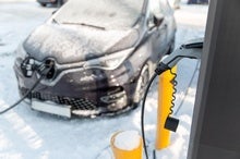 Electric Vehicles Aren't Ready for Extreme Heat and Cold. Here's How to Fix Them