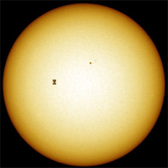 Spy-High: Amateur Astronomers Scour the Sky for Government Secrets