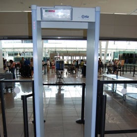 Airport Security Technology Versus Common Sense
