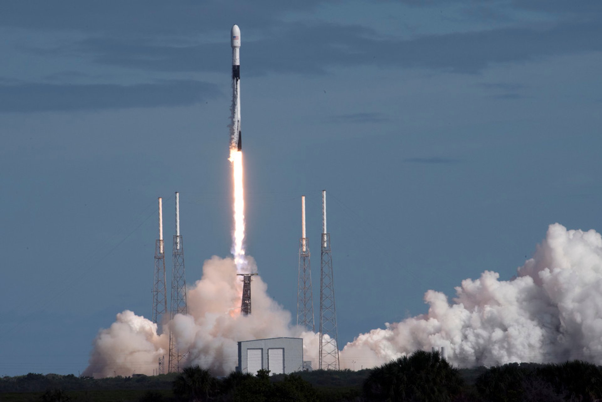 SpaceX to Make Starlink Satellites Dimmer to Lessen Impact on