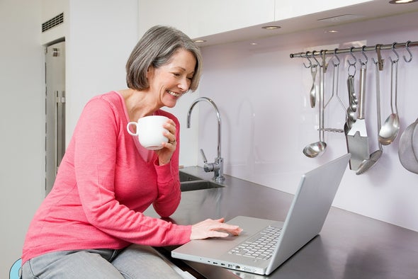 Online Sociality Linked to Lower Death Risk