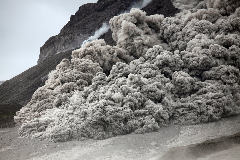 Deadly Volcanic Flows Glide On Their Own Cushion Of Air Scientific American 0670