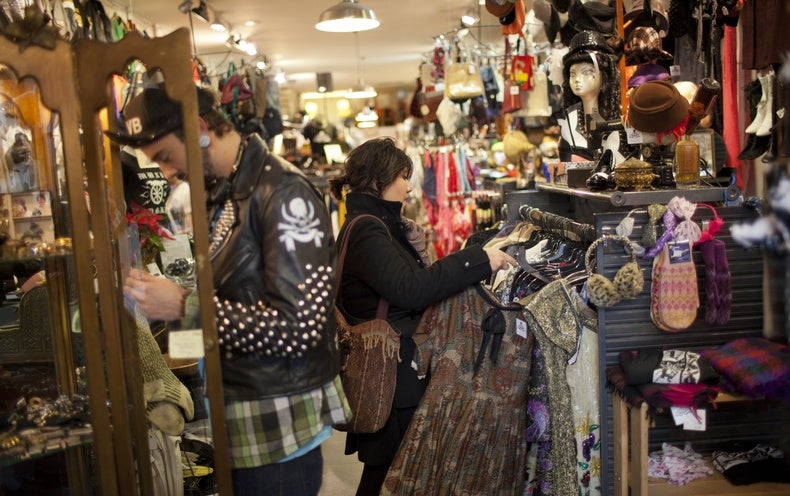 Can Secondhand Shopping Dent Fast Fashion's Environmental Damage? - Scientific American