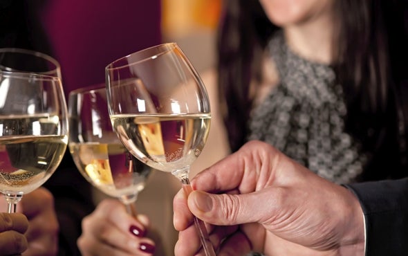 Bigger Glasses Rack Up More Wine Sales