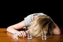What Causes Alcohol-Induced Blackouts?