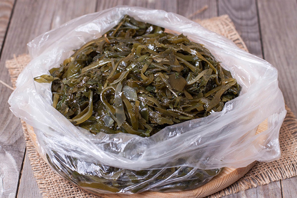 Experts reveal seaweed salad is fake and processed