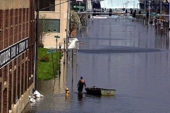 Rising Mississippi River Tests a City's Adaptation Plan