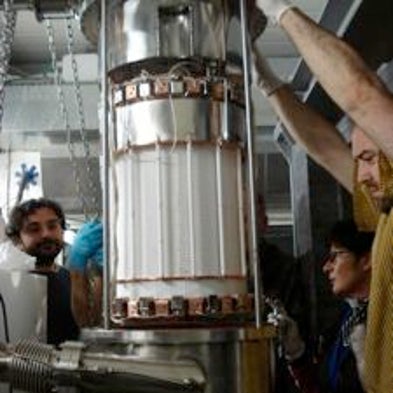 Early Results from Large Dark Matter Detector Cast Doubt on Earlier Claims