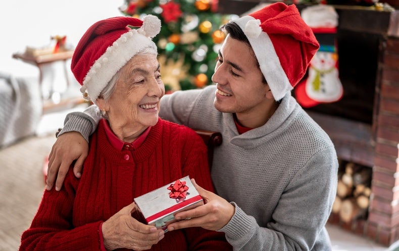 How to Help People with Memory Loss Enjoy the Holidays