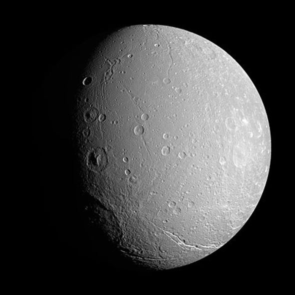 Cassini Makes Final Close Flyby of Saturn Moon Dione