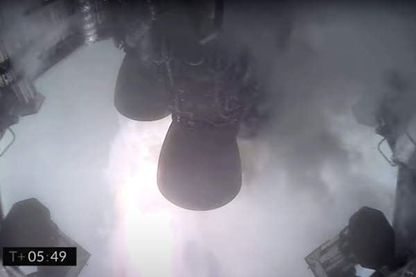 The last image from SpaceX's livestream of the SN11 test flight, shortly before the vehicle exploded.